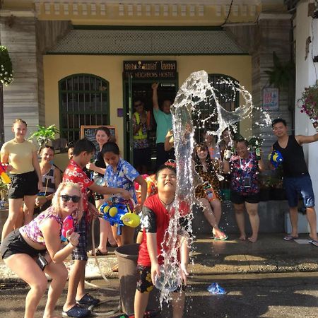 بيت شباب ذا نيبورز Phuket المظهر الخارجي الصورة