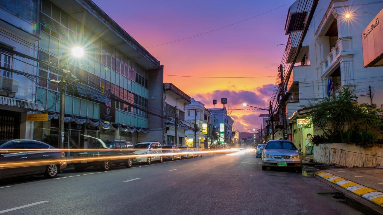 بيت شباب ذا نيبورز Phuket المظهر الخارجي الصورة